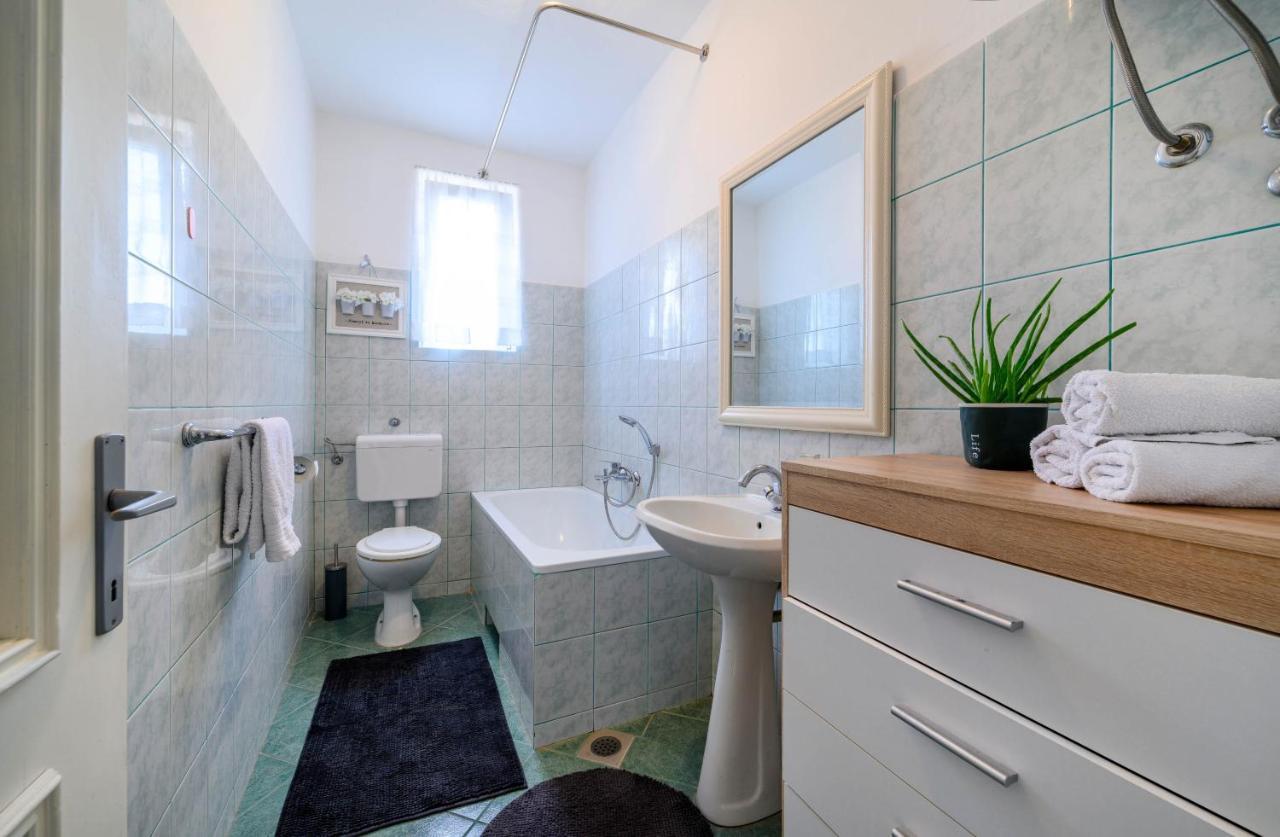 Apartment Malibu Жаборич Экстерьер фото